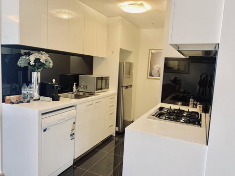 Luxury Apartments With View - Your Accommodation 25