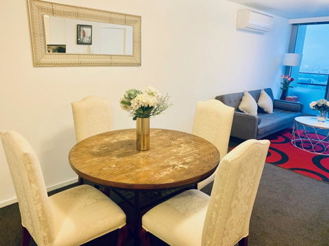 Luxury Apartments With View - Your Accommodation 34