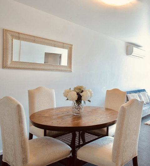 Luxury Apartments With View - Your Accommodation 15
