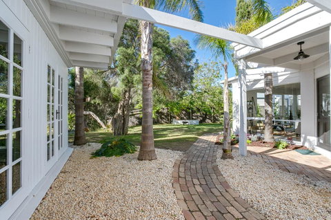 Oasis On Grange - Your Accommodation 15