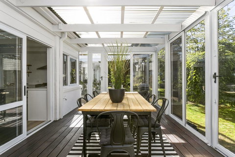 Oasis On Grange - Your Accommodation 6