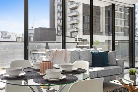 Complete Host Tiara Apartments - Your Accommodation 20