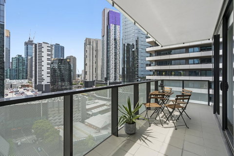 Complete Host Tiara Apartments - Your Accommodation 28