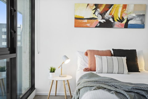 Complete Host Tiara Apartments - Your Accommodation 12