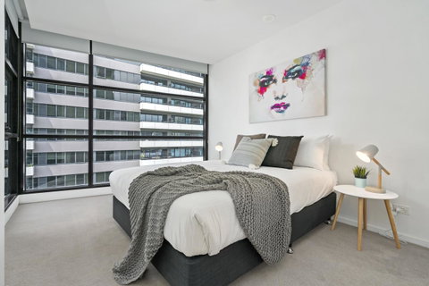 Complete Host Tiara Apartments - Your Accommodation 36