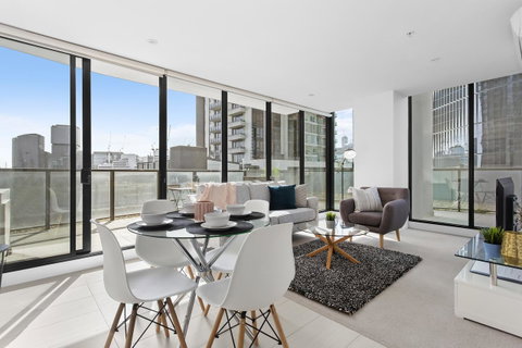 Complete Host Tiara Apartments - Your Accommodation 0