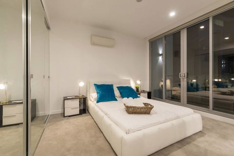 Doncaster Private Collection 2 Bed Townhouse@Pearl - Your Accommodation 6
