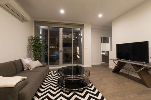 Doncaster Private Collection 2 Bed Townhouse@Pearl - Your Accommodation 1