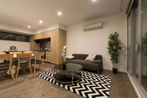 Doncaster Private Collection 2 Bed Townhouse@Pearl - Your Accommodation 3
