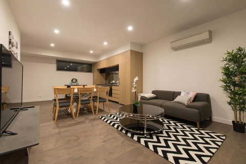 Doncaster Private Collection 2 Bed Townhouse@Pearl - Your Accommodation 0