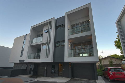 Doncaster Private Collection 2 Bed Townhouse@Pearl - Your Accommodation 15