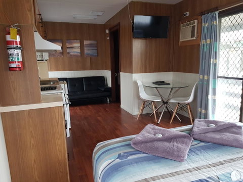 Echo Beach Tourist Park - Your Accommodation 18