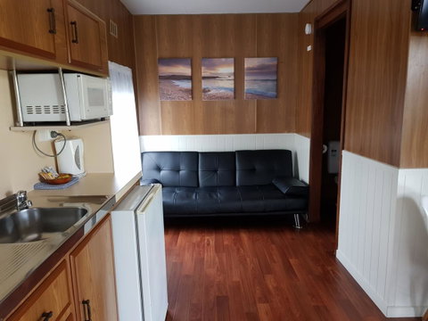 Echo Beach Tourist Park - Your Accommodation 20