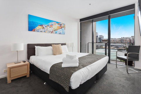 Docklands Private Collection - NEWQUAY - Your Accommodation 8