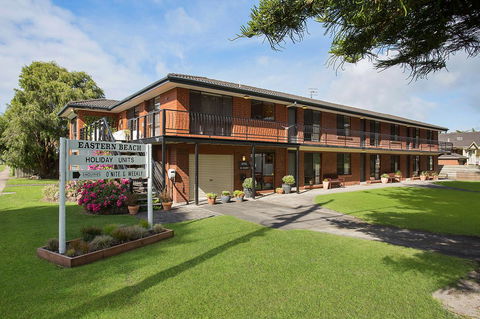 Eastern Beach Holiday Units - Your Accommodation 0