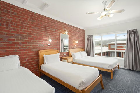 The International Motel Apollo Bay - Your Accommodation 25