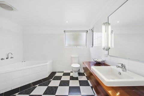 The International Motel Apollo Bay - Your Accommodation 22