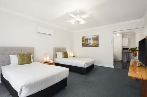 The International Motel Apollo Bay - Your Accommodation 13