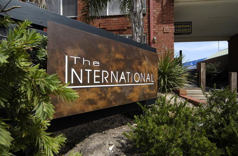 The International Motel Apollo Bay - Your Accommodation 1