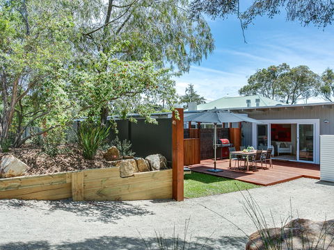 Capella Villa No. 4 - Stunning Luxury Decor Inside And Out - Your Accommodation 7