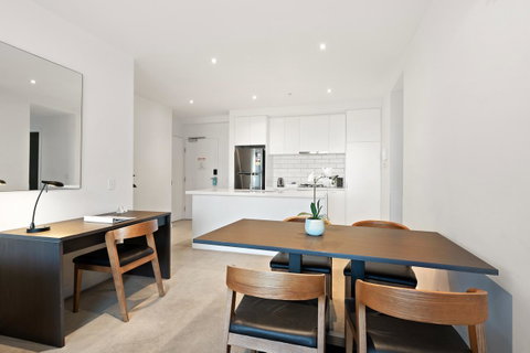 Experience Bella Hotel Apartments - Your Accommodation 9