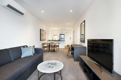 Experience Bella Hotel Apartments - Your Accommodation 25