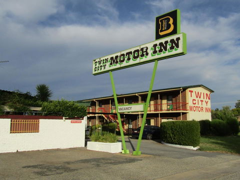 Twin City Motor Inn - Your Accommodation 1