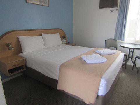Twin City Motor Inn - Your Accommodation 38