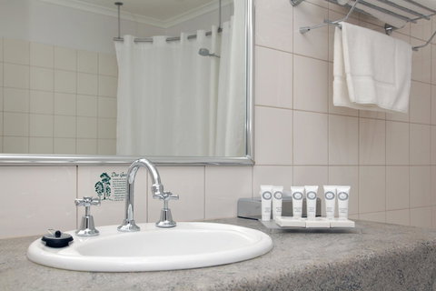 Quality Inn & Suites The Menzies - Your Accommodation 41