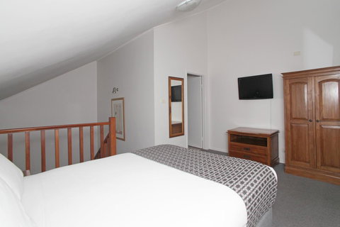 Quality Inn & Suites The Menzies - Your Accommodation 24