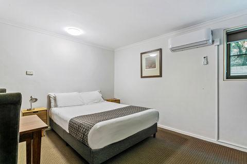 Quality Inn & Suites The Menzies - Your Accommodation 3
