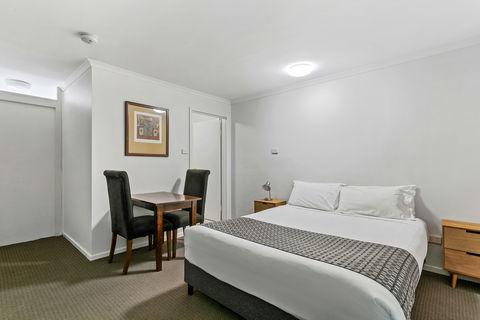 Quality Inn & Suites The Menzies - Your Accommodation 2
