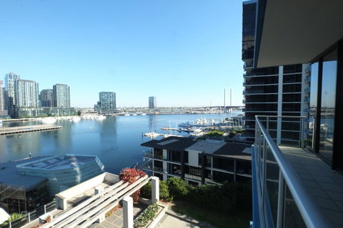 ACD Apartments - Your Accommodation 4