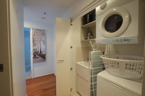 ACD Apartments - Your Accommodation 5