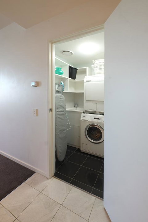 ACD Apartments - Your Accommodation 14