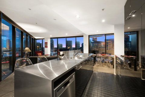 Docklands Executive Apartments - Melbourne - Your Accommodation 14