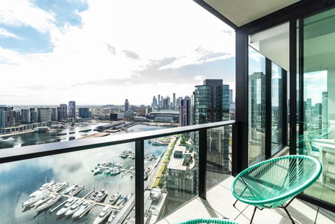 Melbourne Private Apartments - Collins Wharf Waterfront, Docklands - Your Accommodation 2