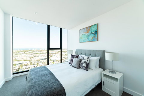 Melbourne Private Apartments - Collins Wharf Waterfront, Docklands - Your Accommodation 9