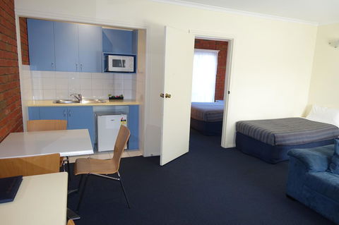 Torquay Tropicana Motel - Your Accommodation 18