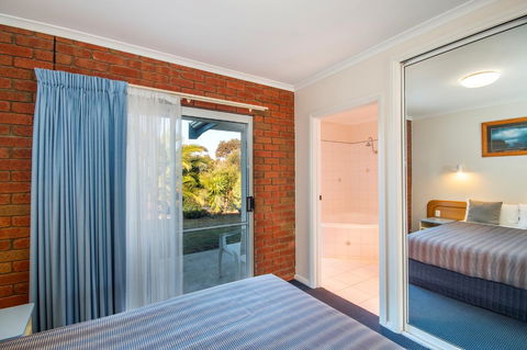 Torquay Tropicana Motel - Your Accommodation 21
