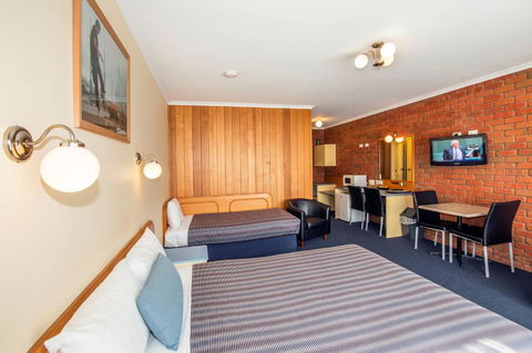 Torquay Tropicana Motel - Your Accommodation 27