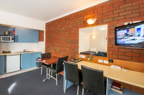 Torquay Tropicana Motel - Your Accommodation 22