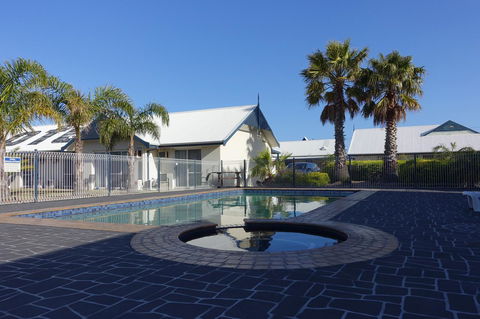 Torquay Tropicana Motel - Your Accommodation 4