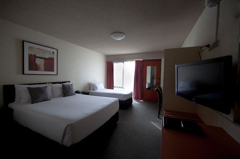 City Reach Motel - Your Accommodation 4