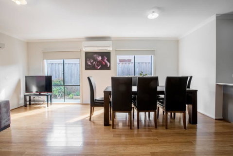 Holiday Rose - Your Accommodation 7