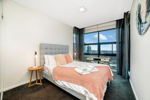 Signature Waterfront Apartments - Your Accommodation 17