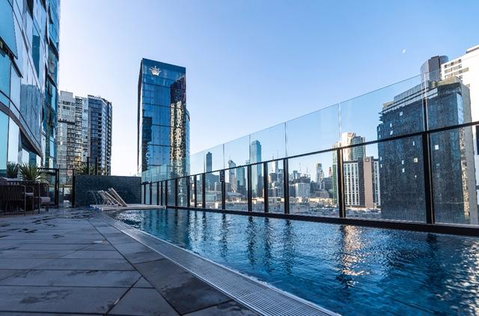 Ocean View/South-bank Premium Location 2 Bedroom Apartments - Your Accommodation 0
