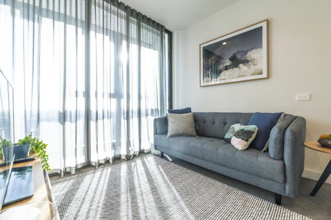 Ocean View/South-bank Premium Location 2 Bedroom Apartments - Your Accommodation 4