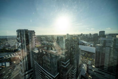 Ocean View/South-bank Premium Location 2 Bedroom Apartments - Your Accommodation 24