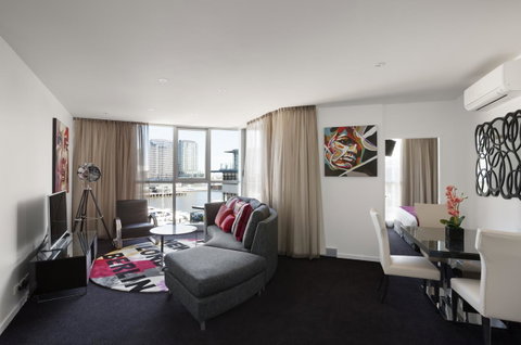The Sebel Melbourne Docklands Hotel - Your Accommodation 16